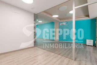 Local comercial en venta en Casco Histórico en Alcalá de Henares