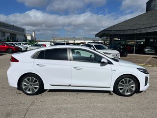 Hyundai IONIQ HEV STYLE