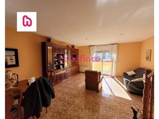 Casa pareada en venta en Santa Maria-Eixample-Sud Sumella en Cubelles
