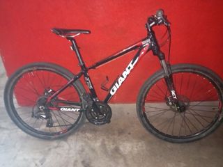 Bicicleta Montaña Giant ATX 27.5
