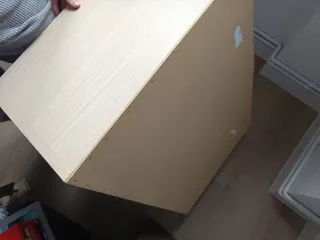 Estantería pequeña 15€