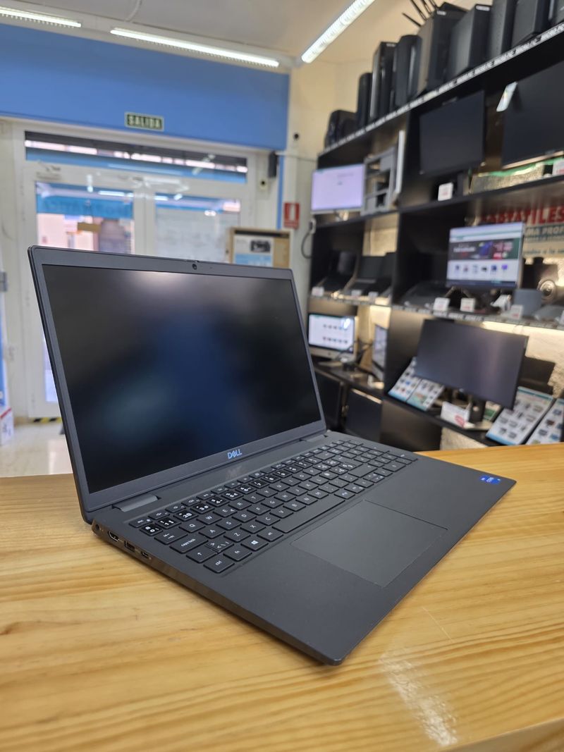 PORTATIL DELL LATITUDE 3520 16GB/256GB R.608 afbeelding 3