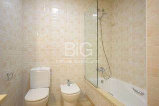 Piso en venta en Eixample en Mataró