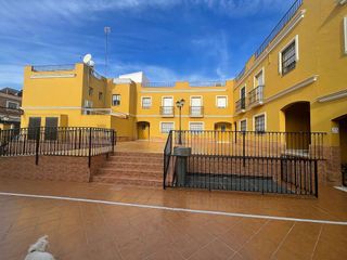 Casa pareada en alquiler en La Paz en Alcalá de Guadaira