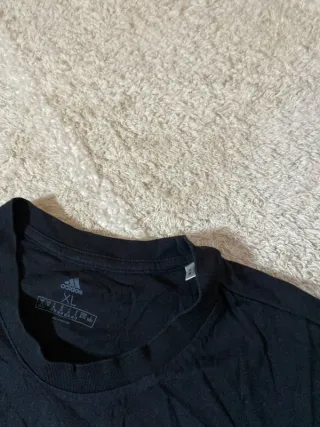 Camiseta Adidas Negra Logo Blanco Talla XL