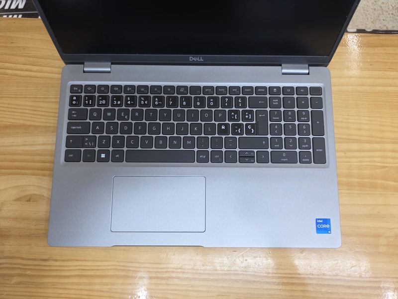 PORTATIL DELL LATITUDE 5520 I5 11GEN R.607 afbeelding 5