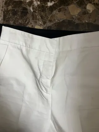 Pantalones blancos