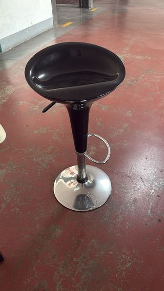 Taburete Alto Negro y Plateado