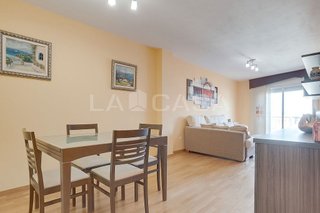 Piso en venta en Fondo en Santa Coloma de Gramanet