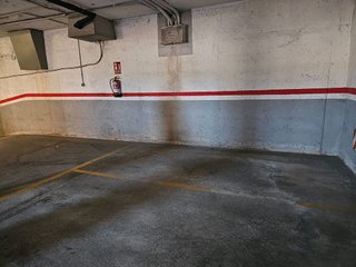 Piso en venta en Fondo en Santa Coloma de Gramanet