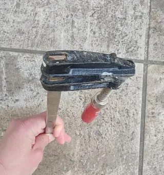 SARGENTO CARPINTERIA 50X200MM