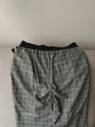 Pantalones Zara de cuadros grises