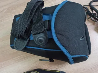 Cámara Nikon D5200 + Accesorios