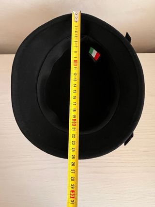 Cappello lana nero Made in Italy