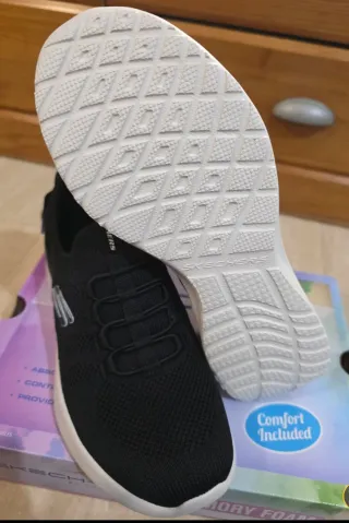 Skechers Air Mujer Negro/Blanco