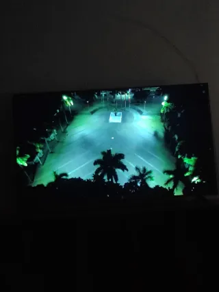 Smart TV 65 Negro y Verde