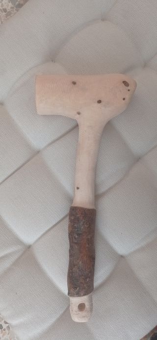 Martillo de olivo artesanal