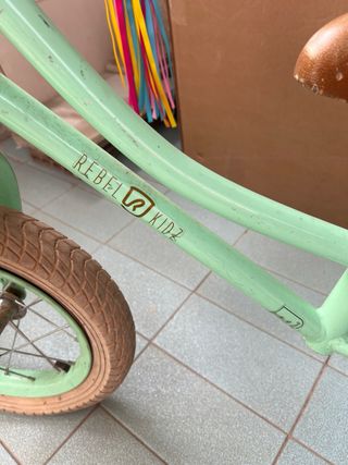 Bicicleta infantil mint con cintas