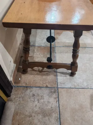 Mesa de centro madera y metal. Recoger en Arroyomo