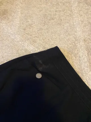 Falda Burberry Negra Vintage