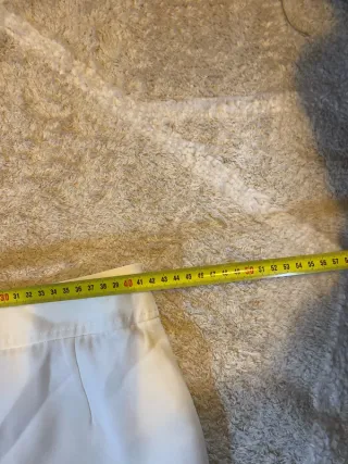 Falda Burberry Blanca Retro