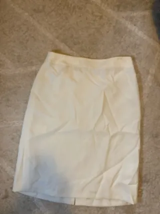 Falda Burberry Blanca Retro