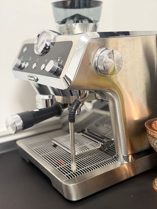 Cafetera Delonghi DC9355 M