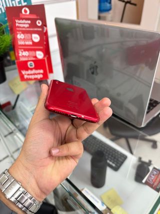 iPhone XR 256GB Rosso 83% Batteria