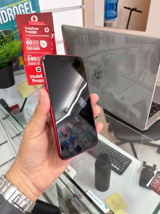 iPhone XR 256GB Rosso 83% Batteria