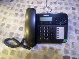 Teléfono Panasonic Fijo + 4 Inalámbricos
