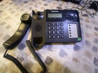 Teléfono Panasonic Fijo + 4 Inalámbricos