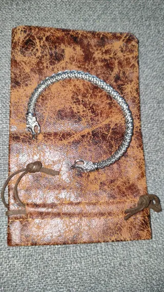 Brazalete grueso de acero Vikingo con Bolsa