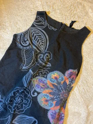 Vestido Desigual gris retro estampado