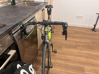 Mérida Reacto carbono