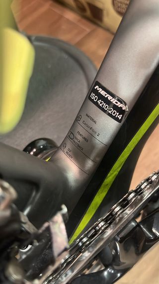 Mérida Reacto carbono