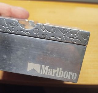 Cenicero Metal Marlboro