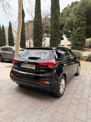 HYUNDAI i20 100CV · BAJO CONSUMO