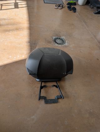 Baúl SH47 y herraje Suzuki GSXR K6 K7