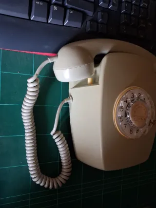 Teléfono Antiguo Pared Telefonica Beige