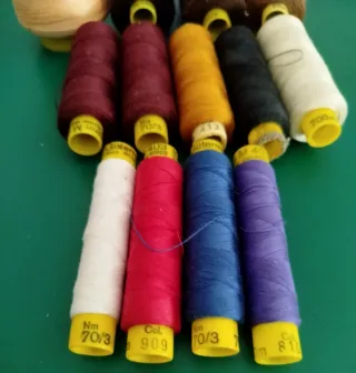 Lote restos hilo Guterman