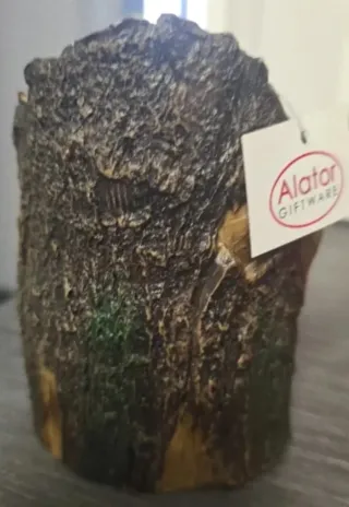 Figura dragón en tronco con Led,cambia de color