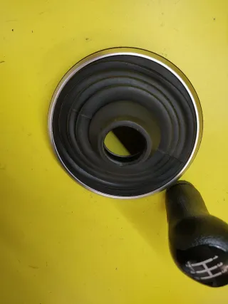 POMO+FUNDA PALANCA CAMBIOS FORD FIESTA FUSION 5V