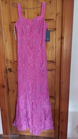 Vestido largo morado de fiesta