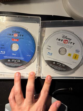 Disney Infinity y Disney Infinity 2.0 PS3 + Base