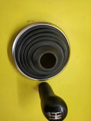 POMO+FUNDA PALANCA CAMBIOS FORD FIESTA FUSION 5V