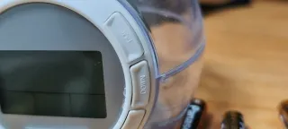 Reloj digital con alarma y temperatura