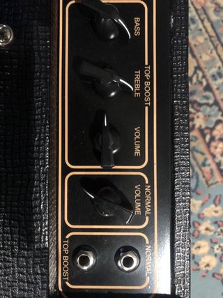 Amplificador VOX AC15