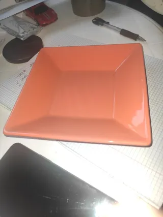 Lote 2 Platos Cuadrados Naranja y Verde c29