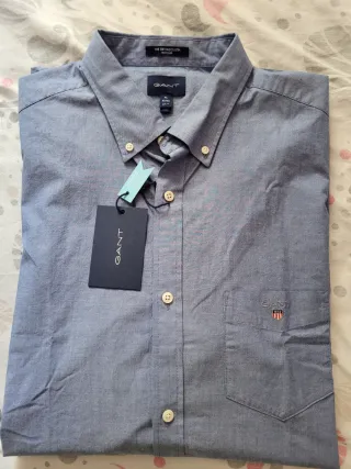Camisa Gant original a estrenar.