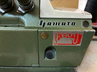 Máquina de coser Yamato DCZ-521-D1